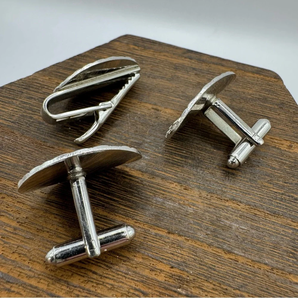 Pioneer vintage silver tone cuff links and tie bar set oval textured MCM